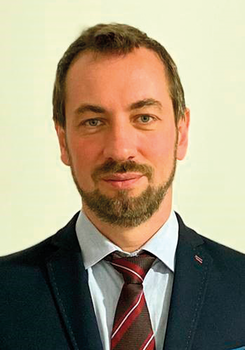 Elegáns öltöny és nyakkendő Elegáns öltöny és nyakkendő, formális férfi viselet.