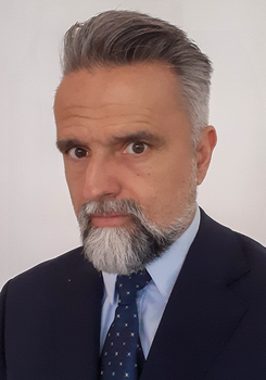 Elegáns öltöny és nyakkendő Elegáns öltöny és nyakkendő, formális férfi divat.