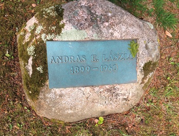 Andras E. László sírköve Andras E. László sírköve, rajta a felirat: ANDRAS E. LÁSZLO 1899 - 1960.