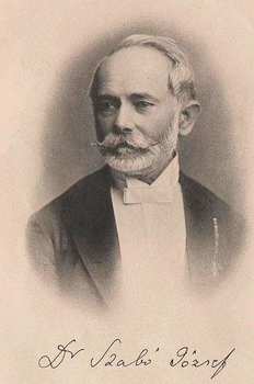Dr. Szabó József régi portréja Régi fénykép Dr. Szabó Józsefről, elegáns öltözetben, aláírással.